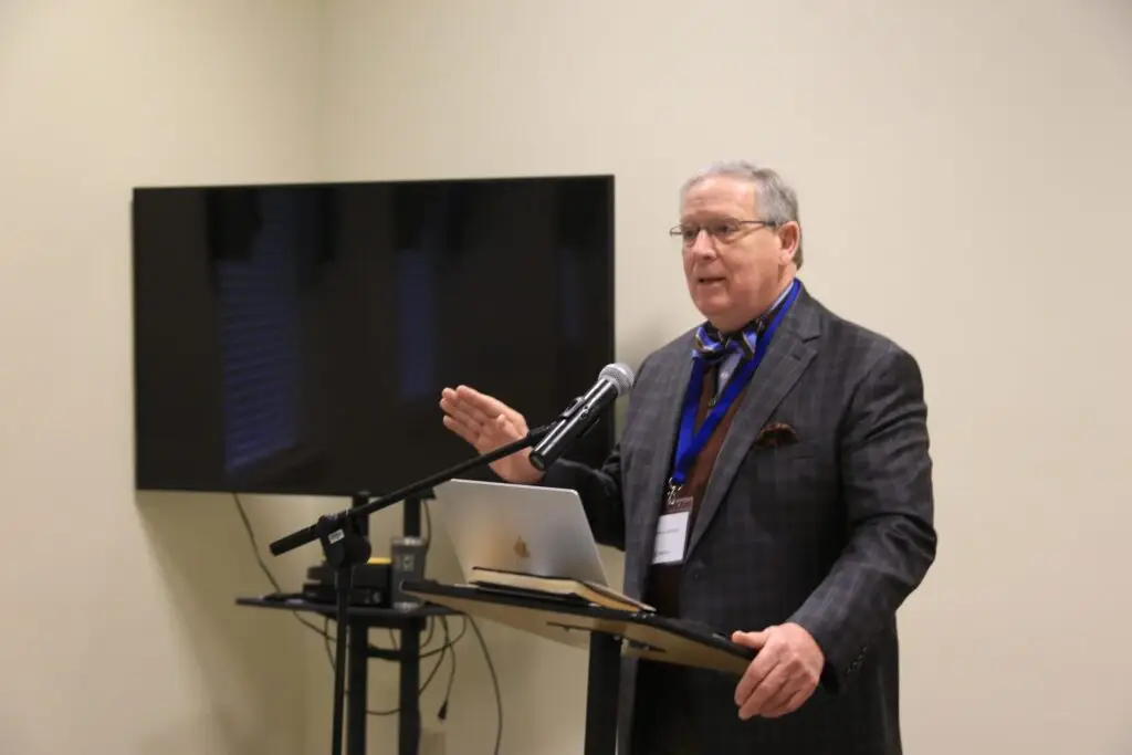 Sammy Gilbreath leads a breakout session at the Alabama Baptist State Evangelism Conference