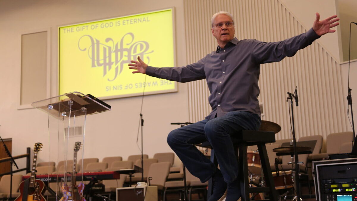 David Burton speaking at E3 Evangelism Conference